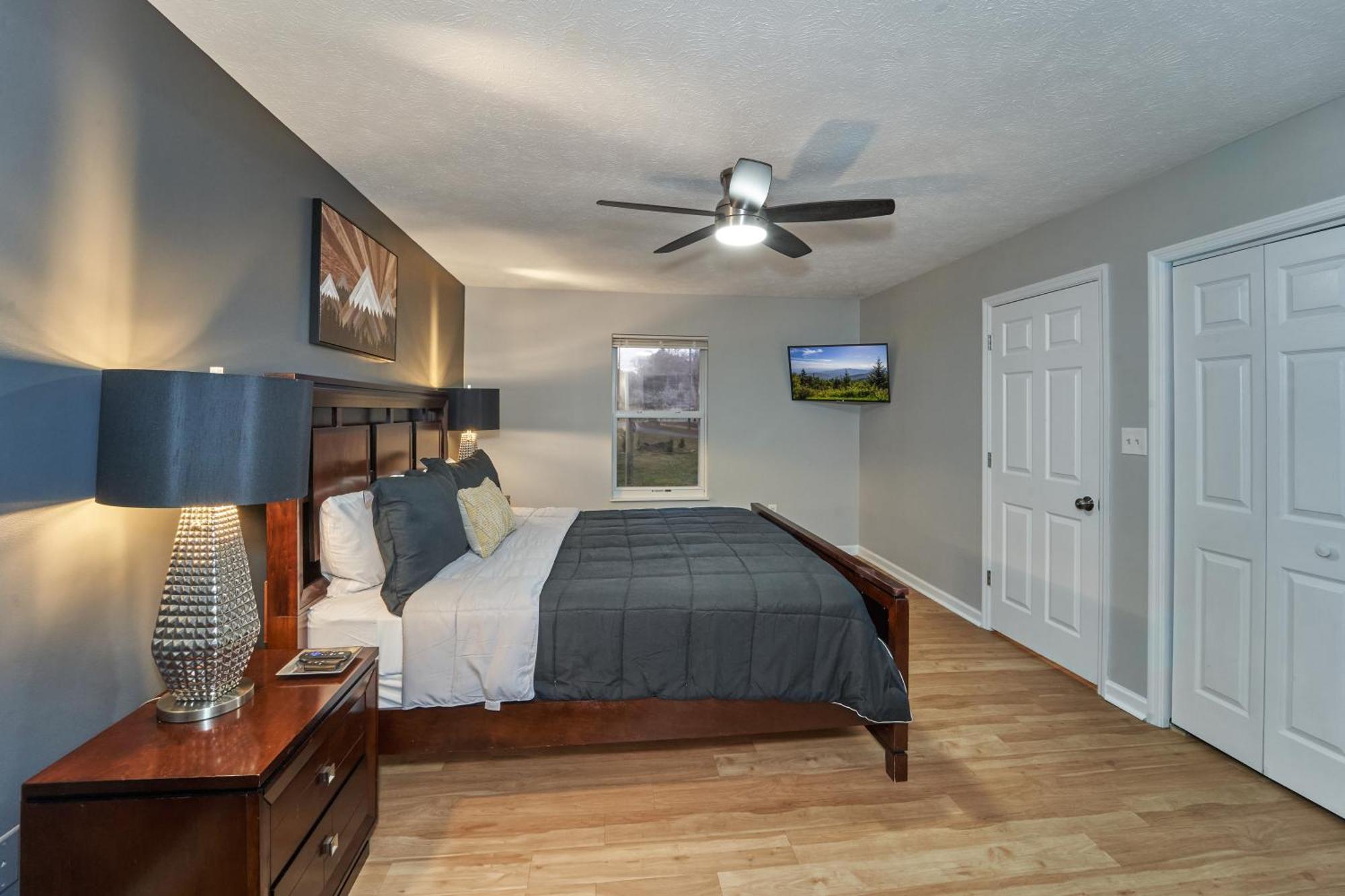 Entertainment Galore! Luxurious Property, Spectacular & Peaceful Setting, Great Location, Close To Major Attractions!! Pigeon Forge Esterno foto