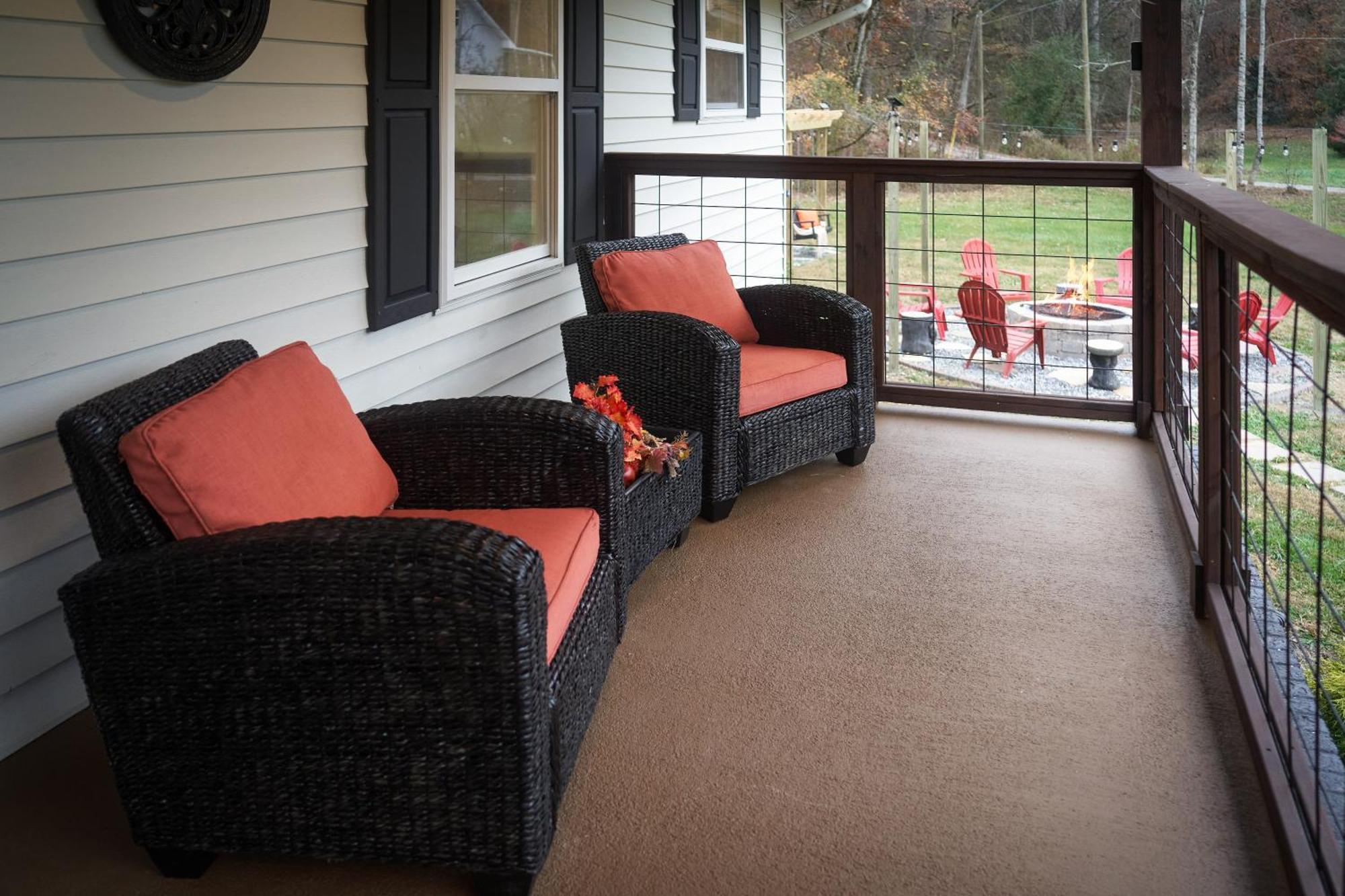 Entertainment Galore! Luxurious Property, Spectacular & Peaceful Setting, Great Location, Close To Major Attractions!! Pigeon Forge Esterno foto